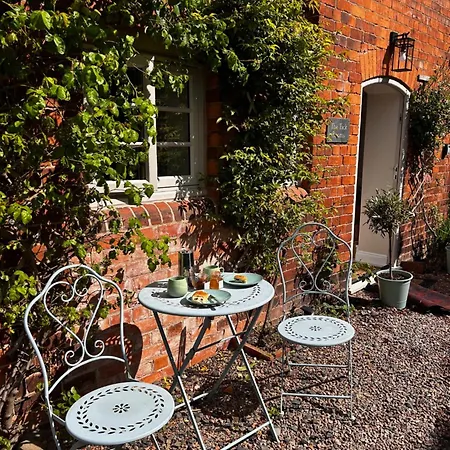The Old Rectory Tack Rooms Shrewsbury Exterior photo